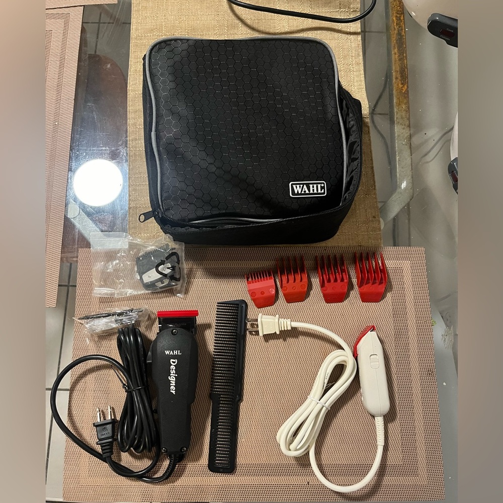 Wahl Designer Clippers And Peanut Trimmer Wired set